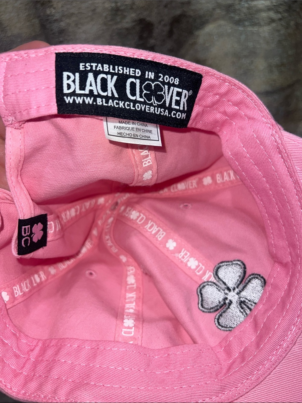 Women’s Pink Black Clover Four-Leaf Clover hat - Picture 4 of 7